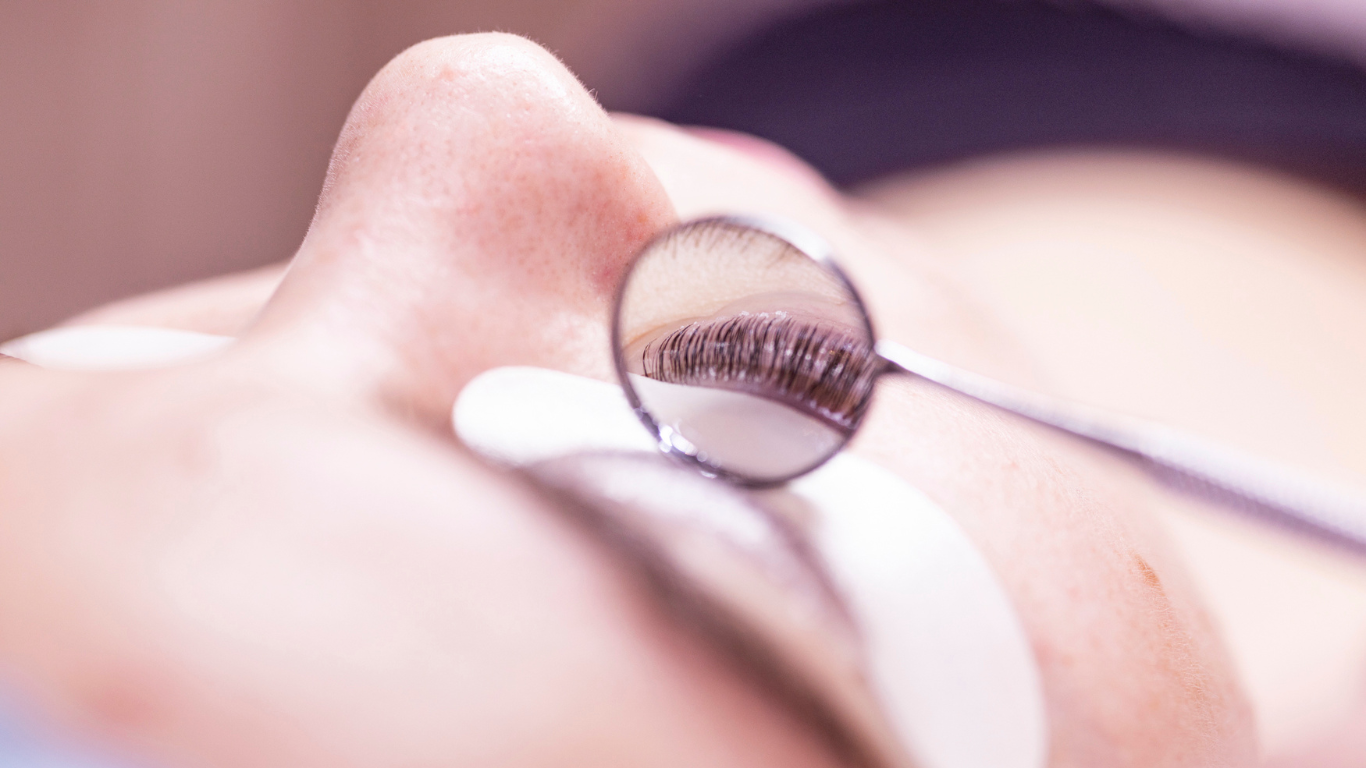 lvl-lash-lift-honeys-taunton.png