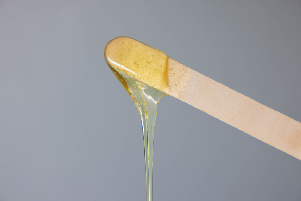 wax-on-spatula-double-dipping-warning.jpg